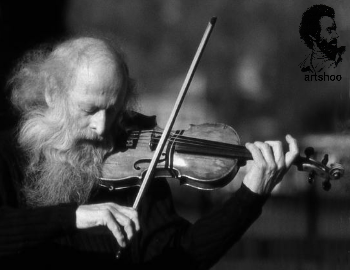 مدل پرتره سیاه قلم